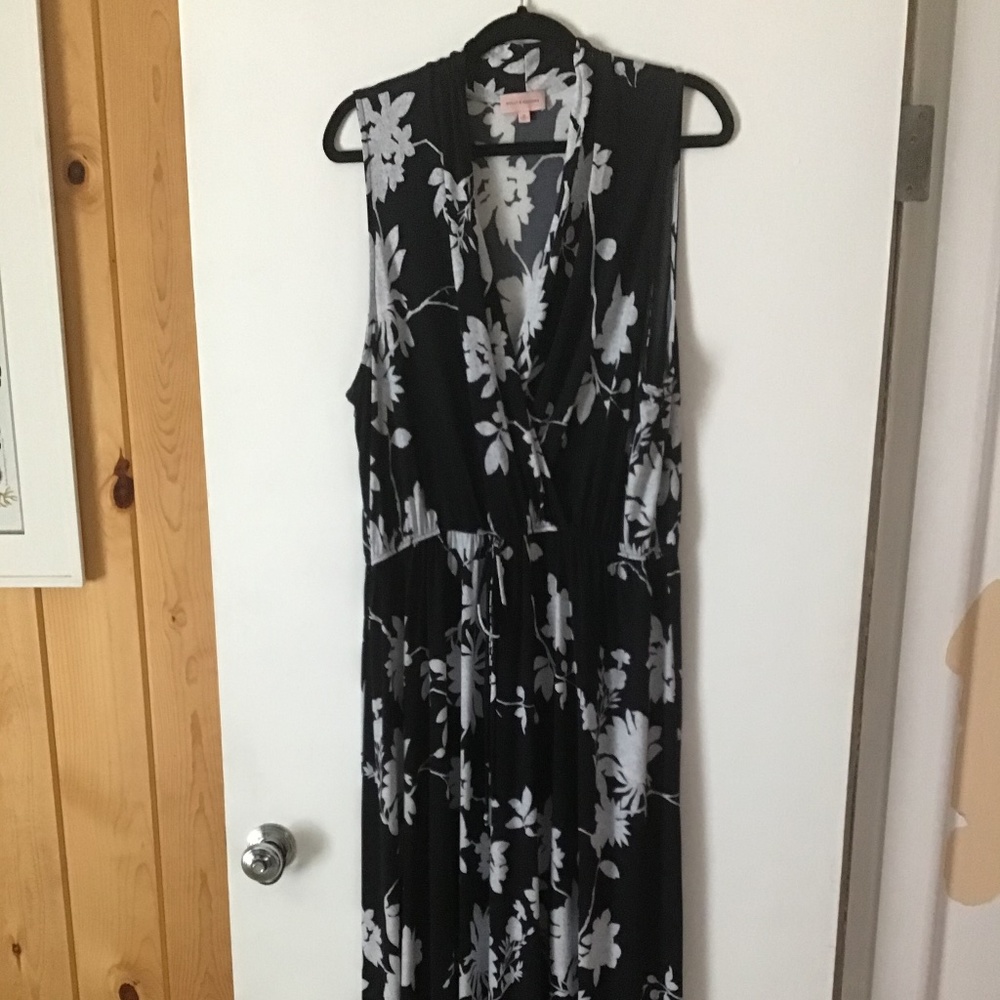 Women’s plus size maxi dress